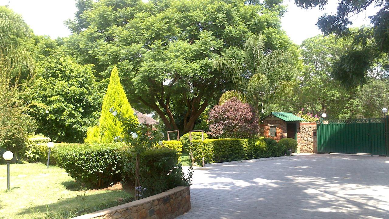 Wozani Lodge Bulawayo Ngoại thất bức ảnh